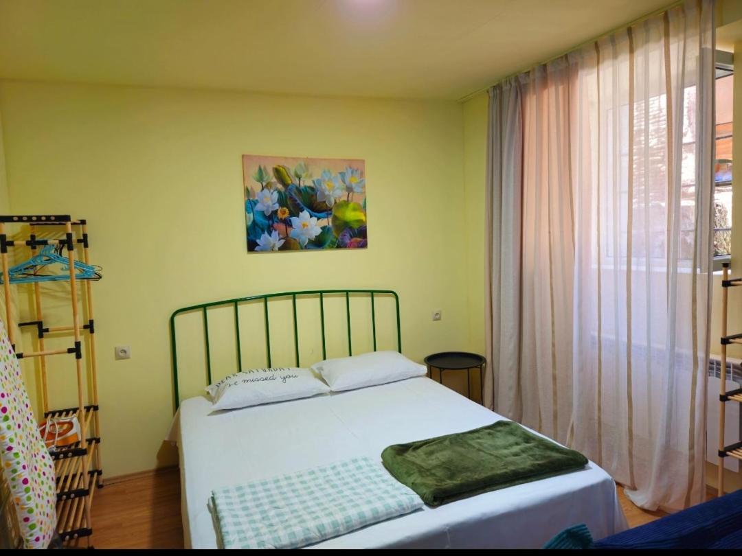 Apartment In The Old District Тбілісі Екстер'єр фото