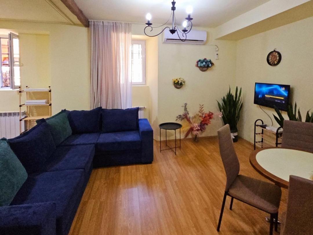 Apartment In The Old District Тбілісі Екстер'єр фото